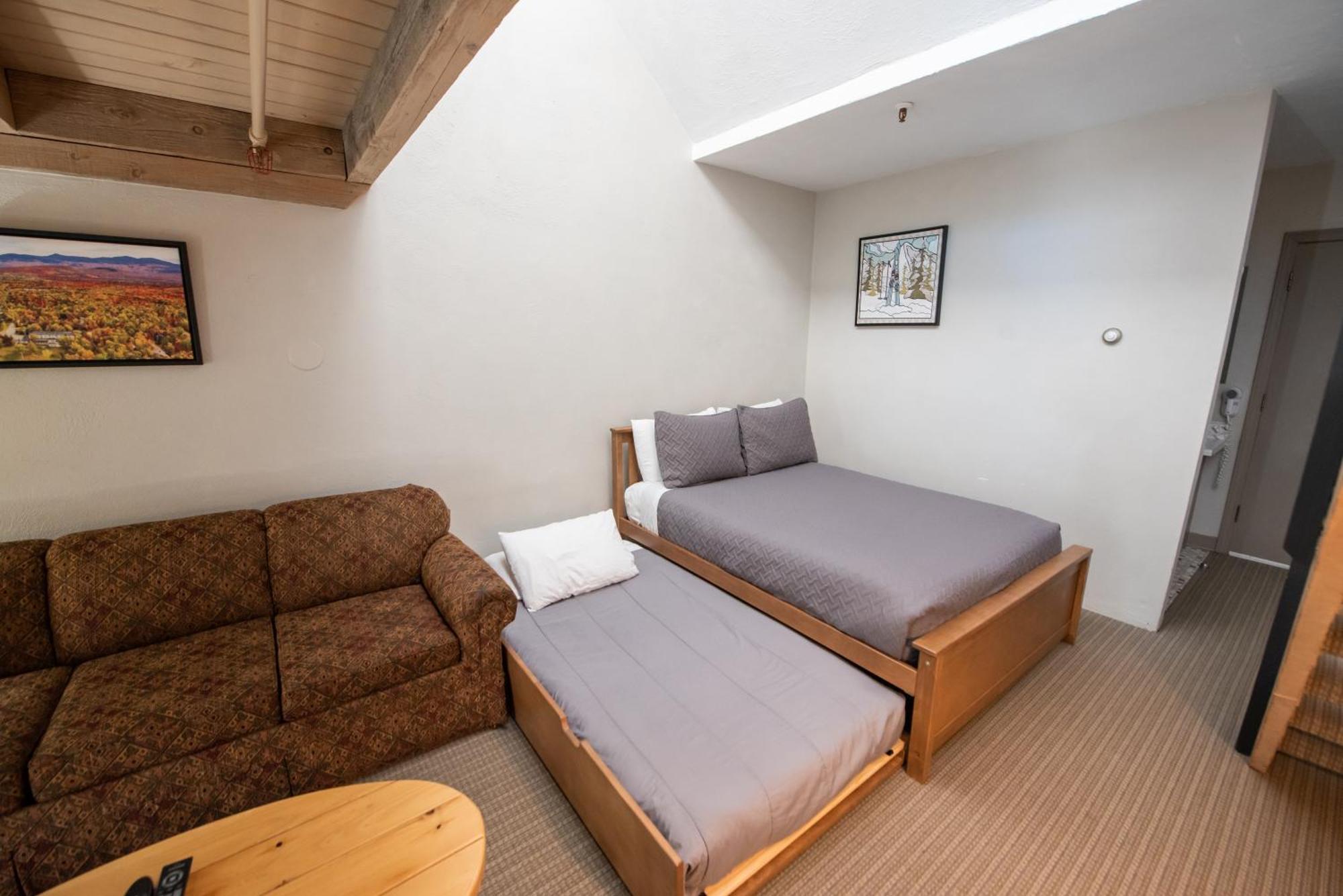 Sugarloaf Inn Carrabassett Valley Bagian luar foto