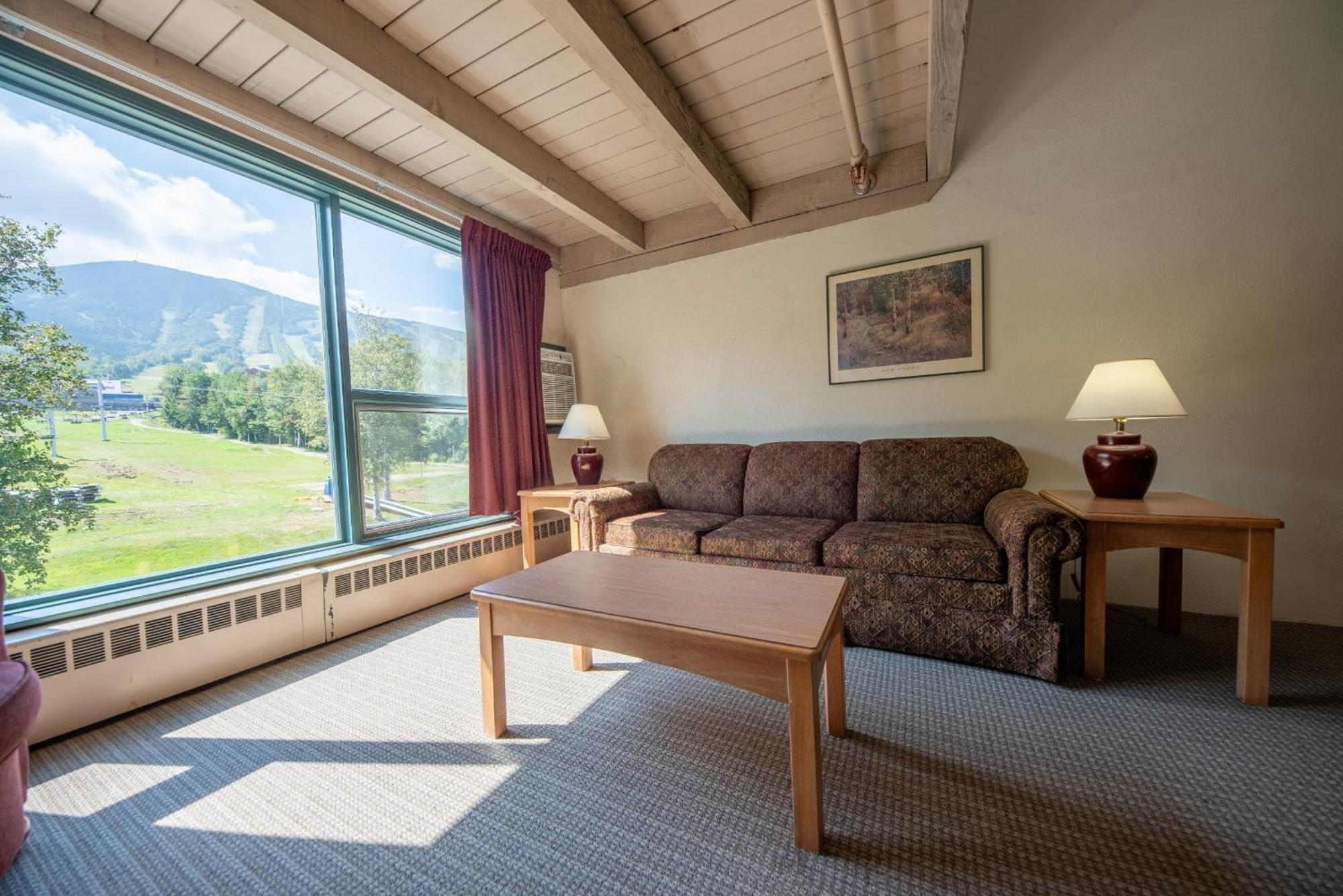 Sugarloaf Inn Carrabassett Valley Bagian luar foto