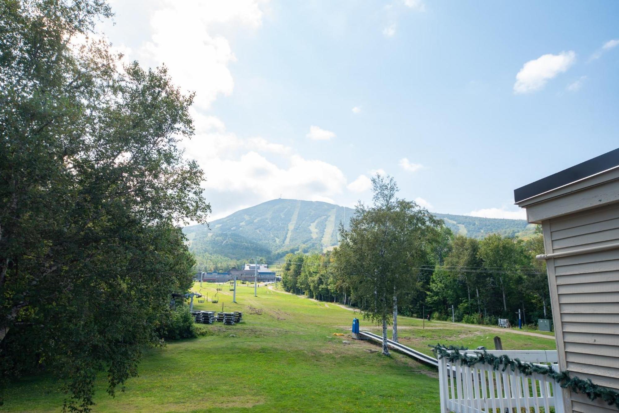 Sugarloaf Inn Carrabassett Valley Bagian luar foto