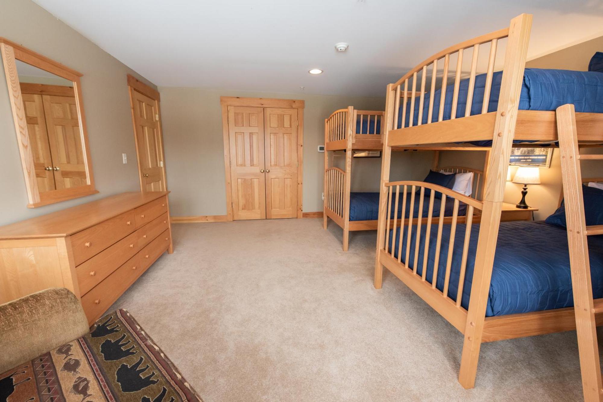 Sugarloaf Inn Carrabassett Valley Bagian luar foto